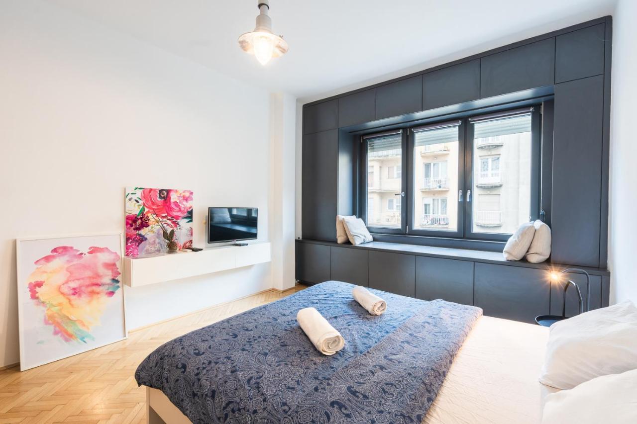 Bright Studio With Parliament View, Free Parking Budapest Exterior foto