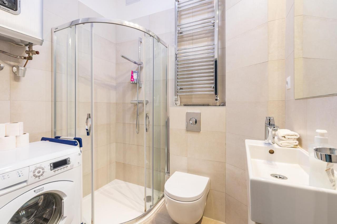 Bright Studio With Parliament View, Free Parking Budapest Exterior foto